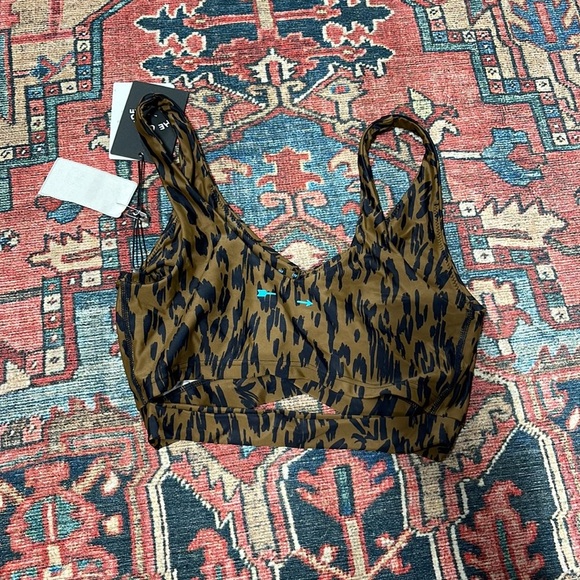 NWT THE UPSIDE Tropical Bowie Top in Honey size XS - Picture 6 of 6